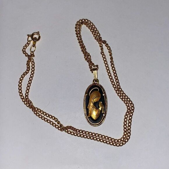 Damasquinado de Toledo Oro Women's Virgin Mary Oval Gold & Black Pendant 20" Nec - Picture 5 of 6